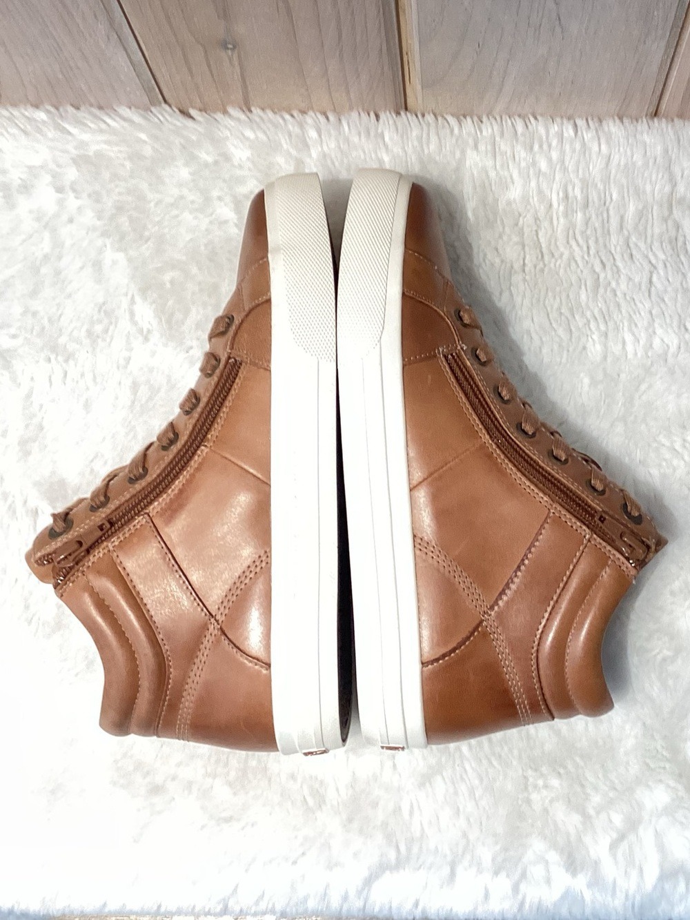 Taos Winner Leather High Top Sneaker Caramel - Picture 7 of 13